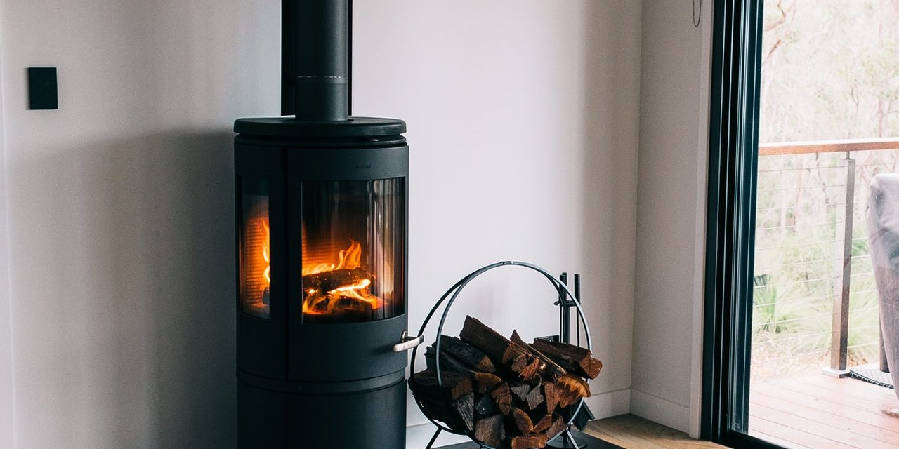 PRÉPARER VOTRE FOYER AU BOIS POUR L’AUTOMNE
